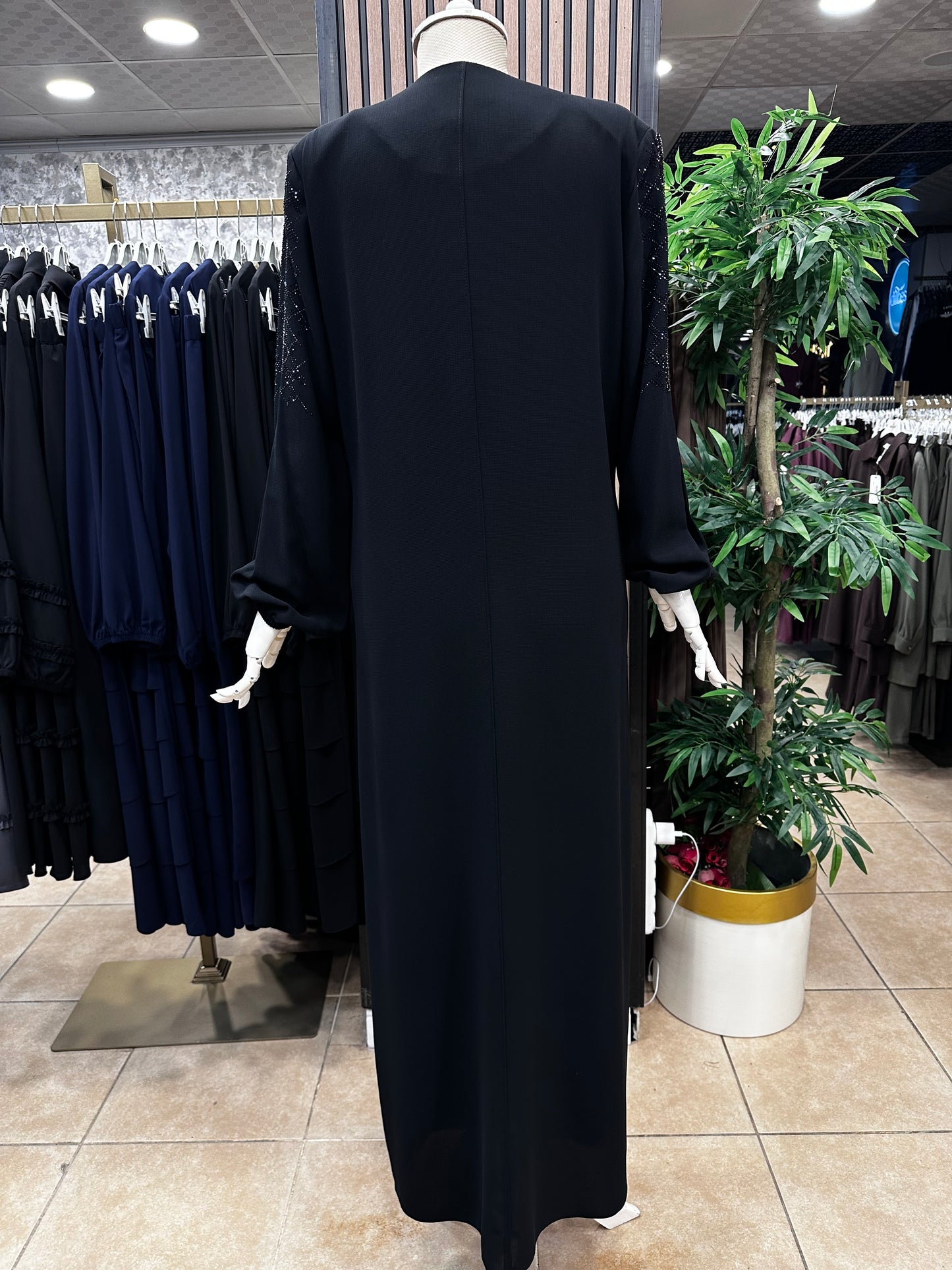 Musab Ferace — Siyah [stokoz:LcN5ngCNxD67UJoxl3VY%3ASiyah%3A3%3A1i5w41e]