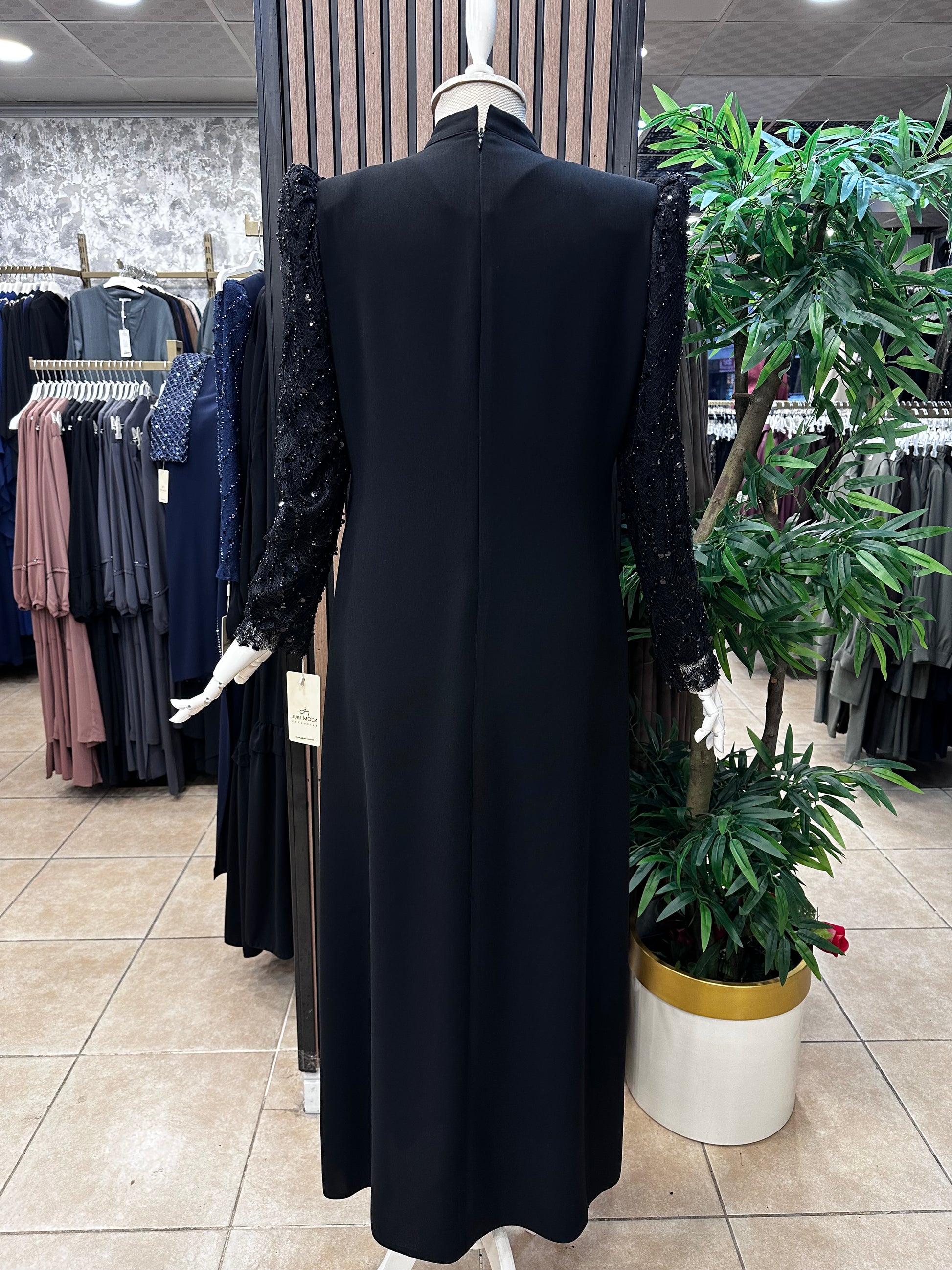 Juki Payet Elbise — Siyah [stokoz:Yc8V1gwzuAJ1iRxWE20e%3ASiyah%3A2%3A1l1p248]