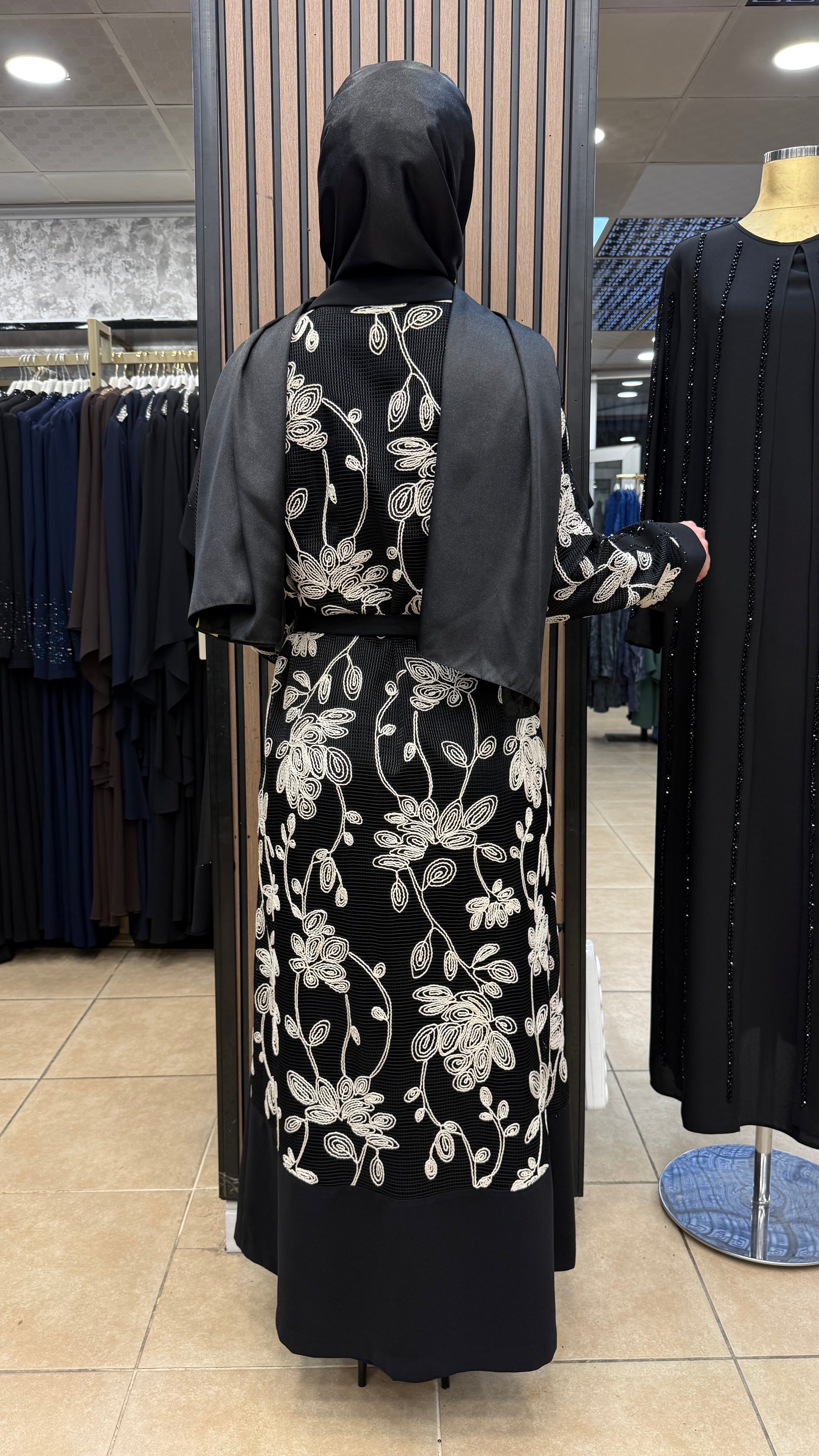 JUKİ ABAYA TAKIM — Siyah [stokoz:Vz1GG2nAnWQNBntiJkvE%3ASiyah%3A2%3A1p98u58]