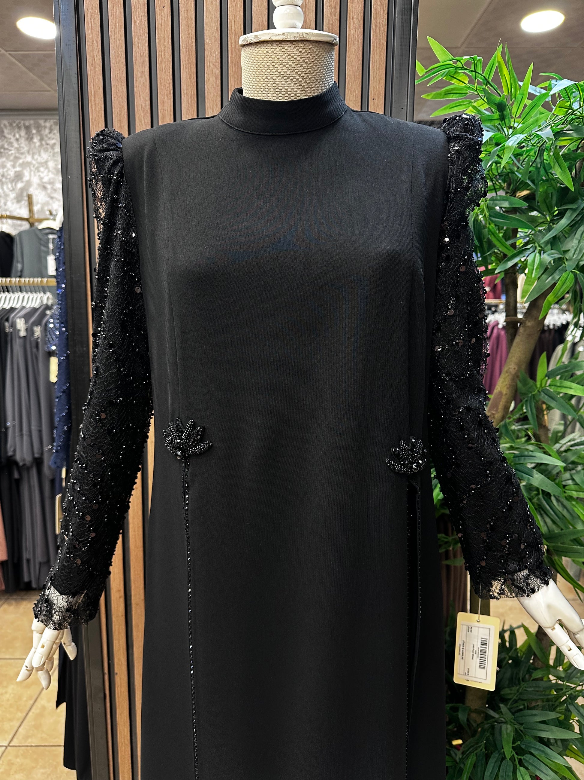 Juki Payet Elbise — Siyah [stokoz:Yc8V1gwzuAJ1iRxWE20e%3ASiyah%3A1%3A4tcu9r]